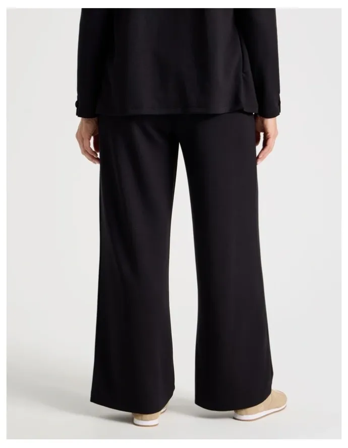 Regatta Pull On Wide Leg Knit Travel Pant in Black