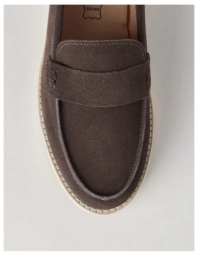 Regatta Quebec Flat Shoes in Brown