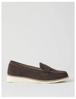 Regatta Quebec Flat Shoes in Brown