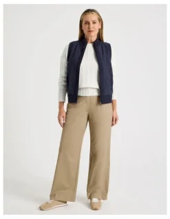 Regatta Quilted Vest With Chunky Ribs in Navy