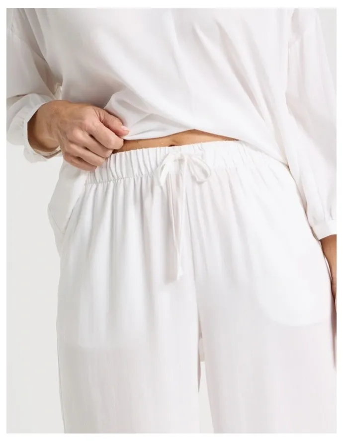 Regatta Relaxed Sleep Pants in White