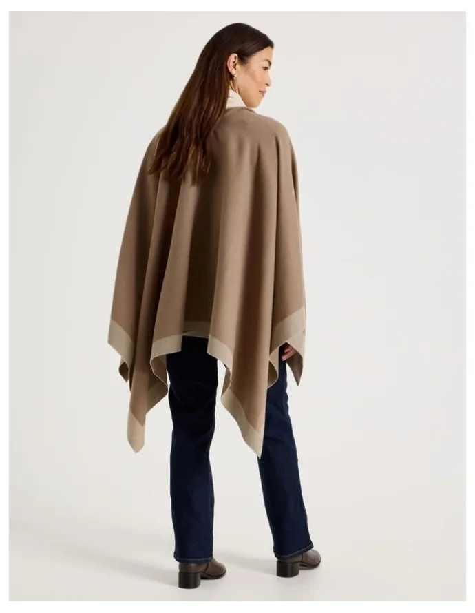 Regatta Reversible Poncho in Camel