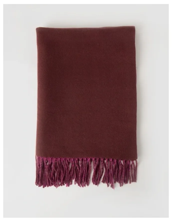 Regatta Reversible Winter Scarf in Burgundy