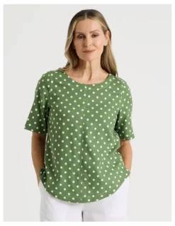 Regatta Short Sleeve Top With CF Seam & Curved Hem in Green/White Spot