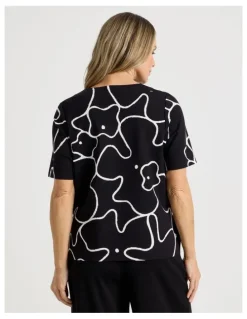 Regatta Short Sleeve V Neck Ponte Tee in Black/Ivory Large Abstract Print