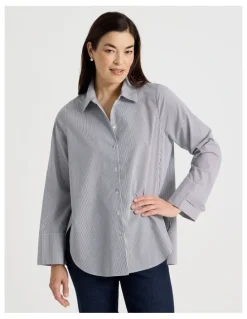 Regatta Stand Collar Long Sleeve Shirt With Forward Seams in Navy/White