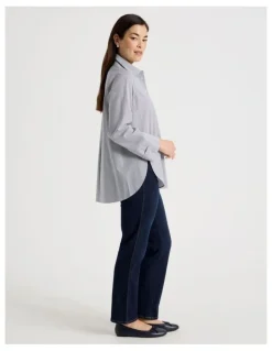 Regatta Stand Collar Long Sleeve Shirt With Forward Seams in Navy/White