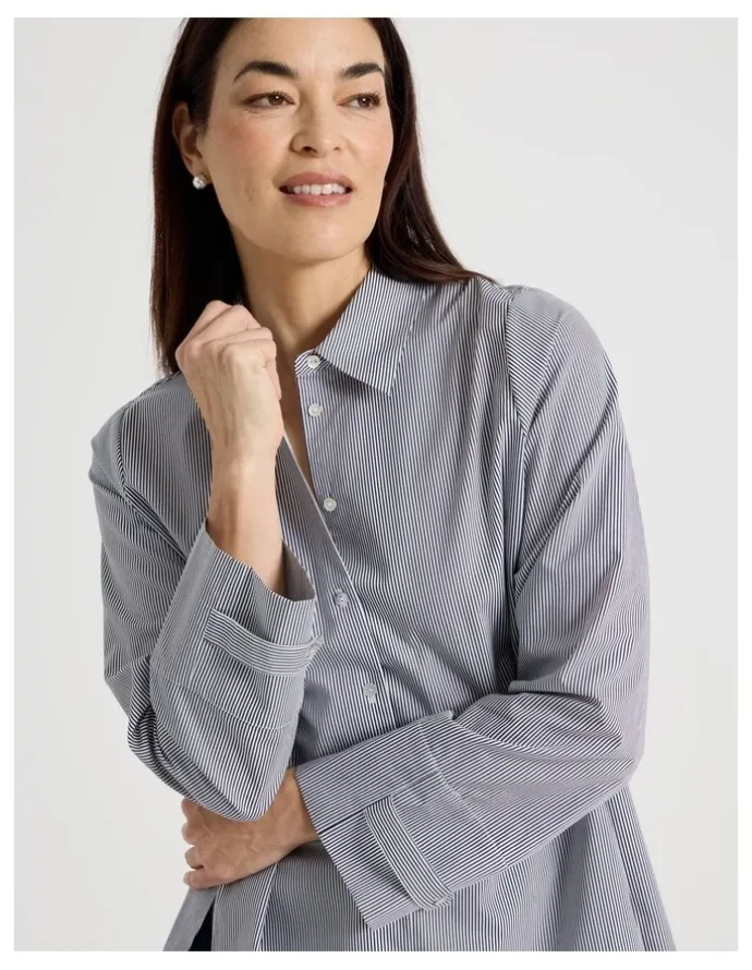 Regatta Stand Collar Long Sleeve Shirt With Forward Seams in Navy/White