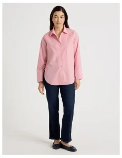 Regatta Stand Collar Long Sleeve Shirt With Forward Seams in Red/White