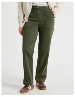 Regatta Utility Stretch Pant With Patch Pockets in Olive