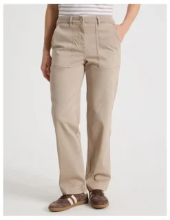 Regatta Utility Stretch Pant With Patch Pockets in Neutral