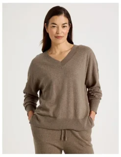 Regatta V-Neck Long Sleeve Knit Sleep Top in Malt Marle