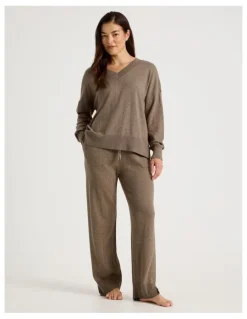 Regatta V-Neck Long Sleeve Knit Sleep Top in Malt Marle