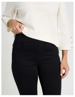 Regatta Wardrobe Staple Jegging In Black