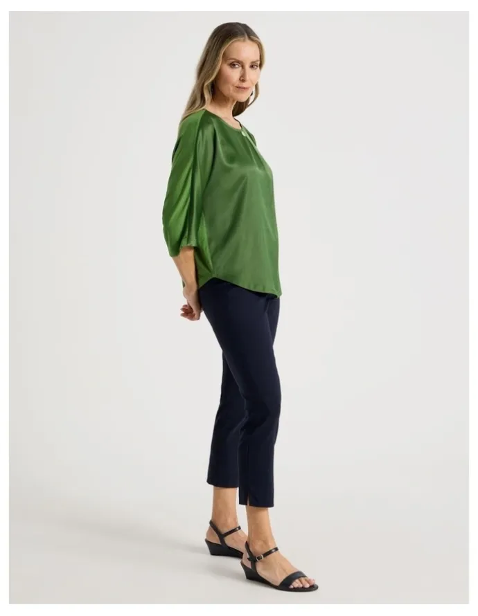 Regatta Wardrobe Staple Stretch Crop Pant in Navy