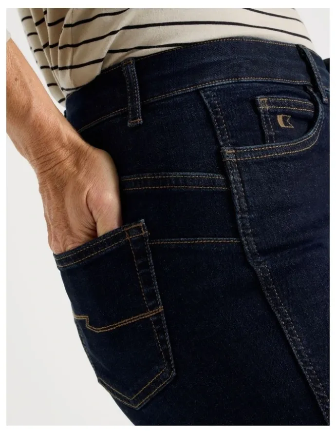Regatta Wardrobe Staple Straight Jean In Raw Denim