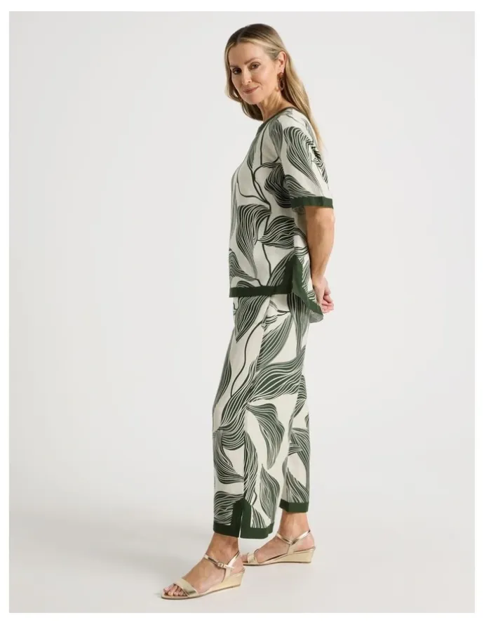 Regatta Wide Leg Crop Linen Blend Pant With Solid Contrasts in Neutral/Olive Print