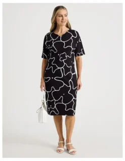 Regatta Short Sleeve Knit Dress in Black/Ivory Large Abstract Print