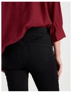 Regatta Wardrobe Staple Jegging in Black