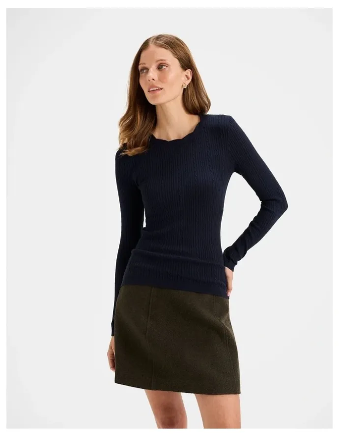 Review Amara Knit Top in Ink