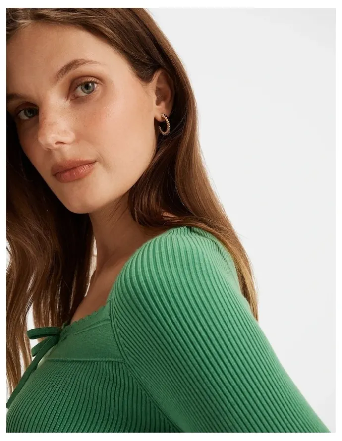 Review Ara Knit Top