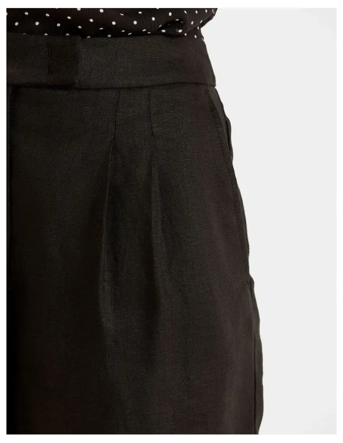 Review Celine Linen Shorts in Black