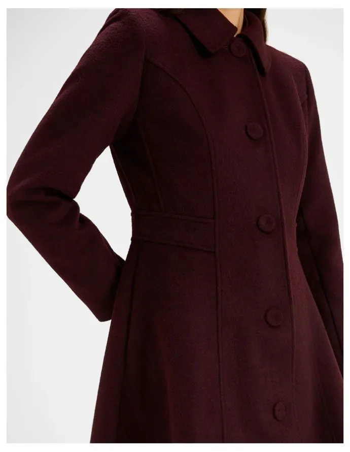 Review Coco Coat in Bordeaux