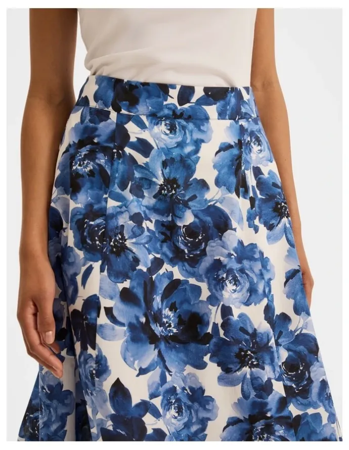 Review Elizabeth Floral Midi Skirt in Ivory