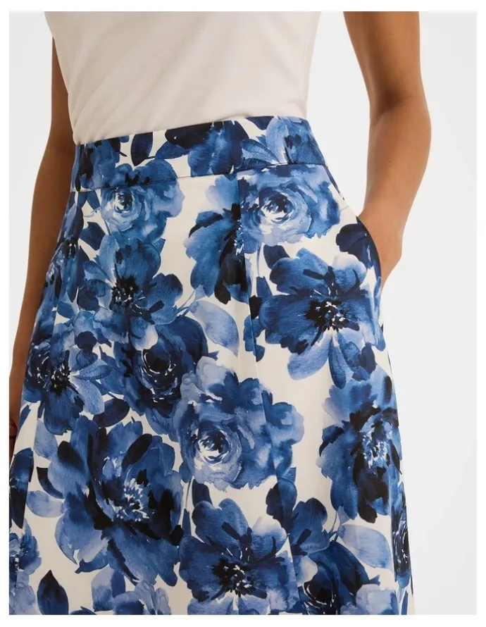 Review Elizabeth Floral Midi Skirt in Ivory