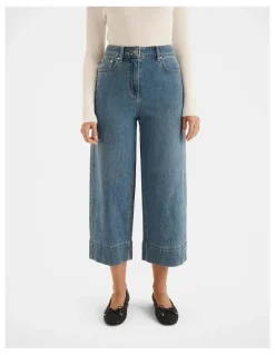 Review Isla Cropped Jean