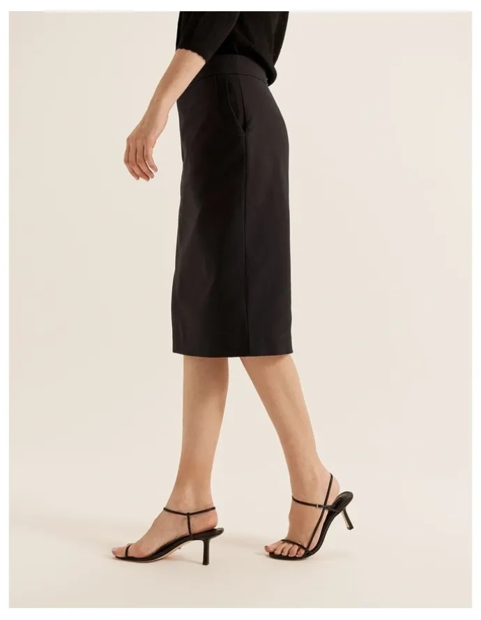 Review Jacqueline Skirt in Black