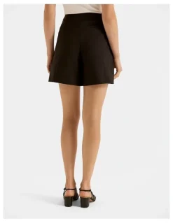 Review Joanne Shorts in Black