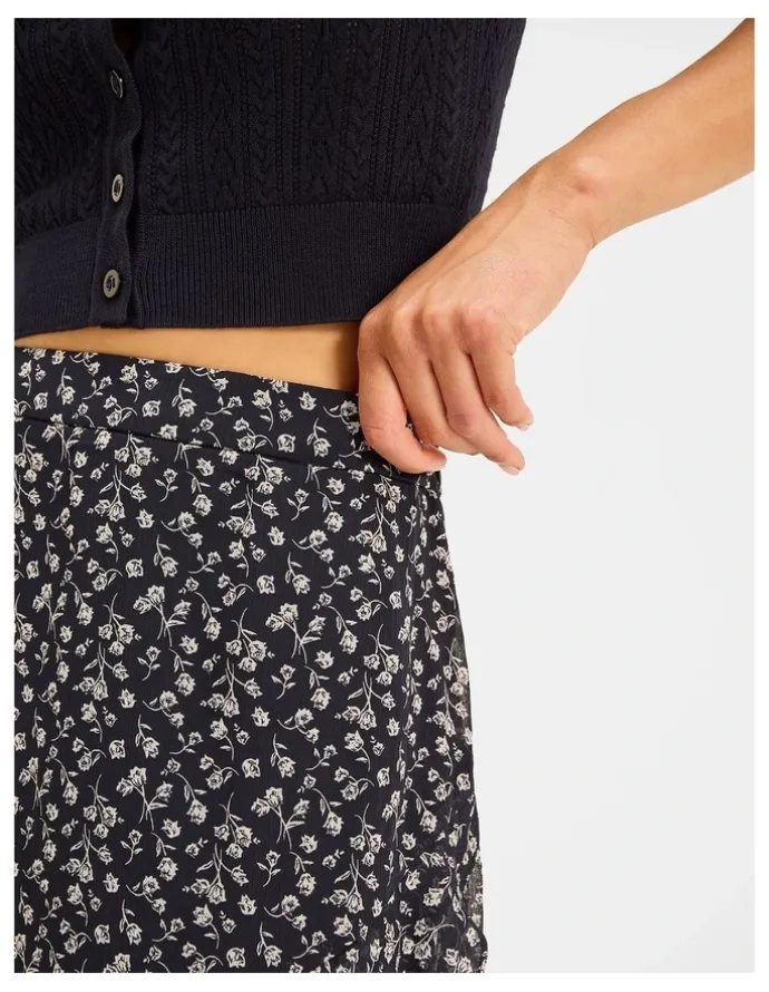 Review Mariner Floral Mini Skirt in Ink