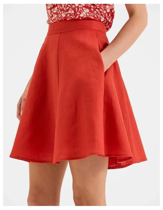 Review Norah Linen Mini Skirt in Hibiscus