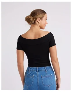 Review Odelia Top in Black