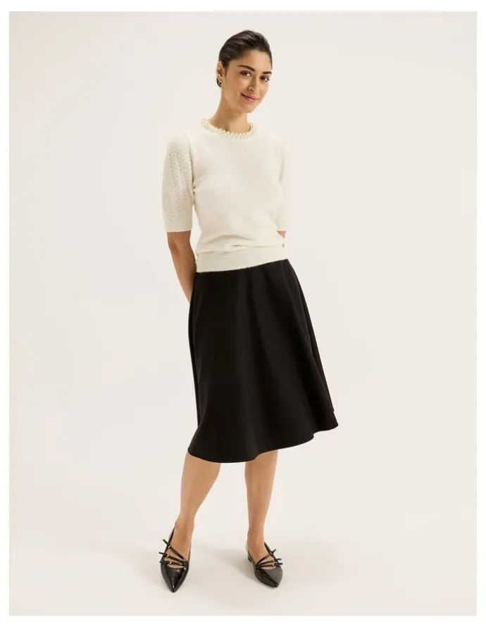 Review Taylor Skater Skirt in Black