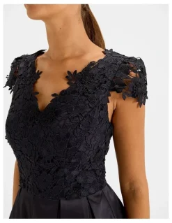 Review Admiration Cocktail Dress in Ink