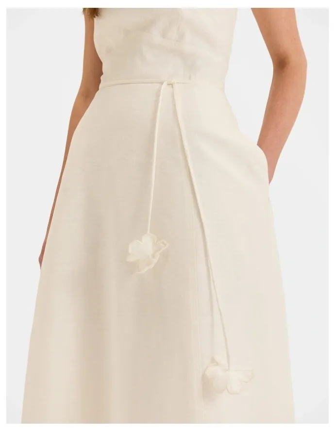 Review Aelia Linen Sun Dress in Ivory