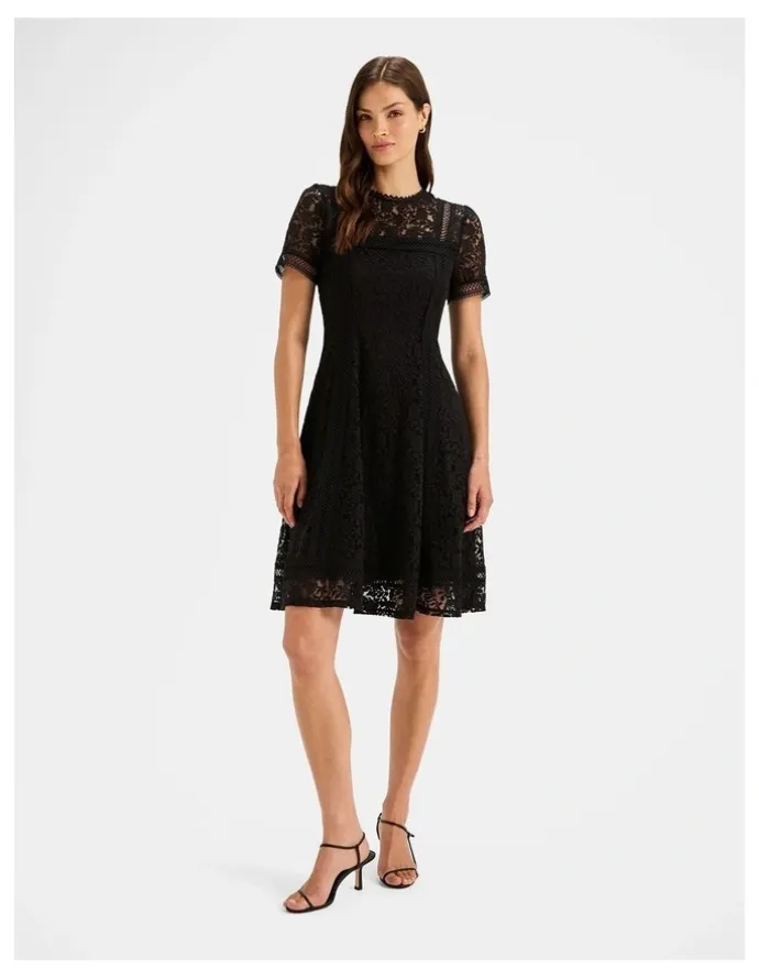 Review Lacie Dress in Black
