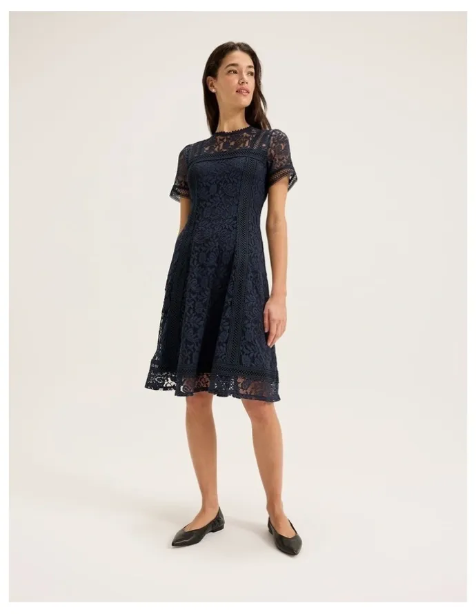 Review Lacie Dress in Ink