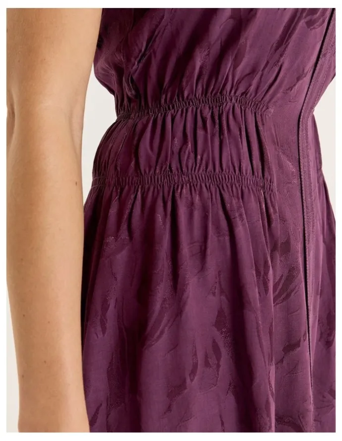 Review Lotus Midi Dress in Plum