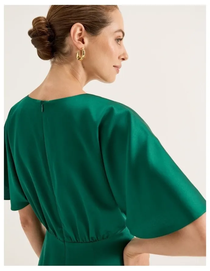 Review Montreal Sleeved Dress in Emerald
