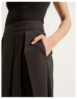 Review Sophia Skirt in Black