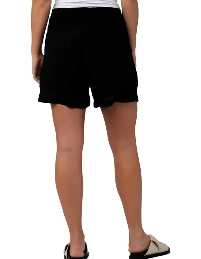 Ripe Cut It Out Short in Black