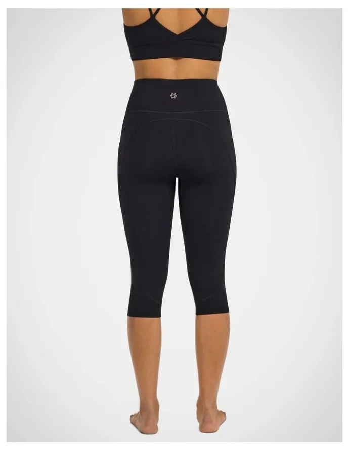 Rockwear Luxesoft Pocket 3/4 Tights in Black