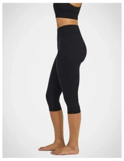 Rockwear Luxesoft Pocket 3/4 Tights in Black