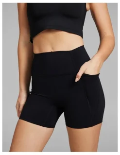 Rockwear No Front Seam Mid Thigh Bike Shorts in Black