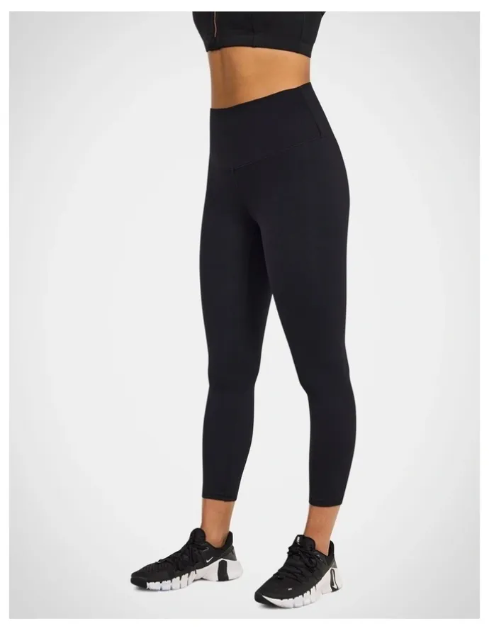 Rockwear Sculpt Ankle Grazer Tights in Black
