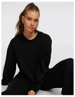 Rockwear Travel Hip Length Crew Sweater in Black