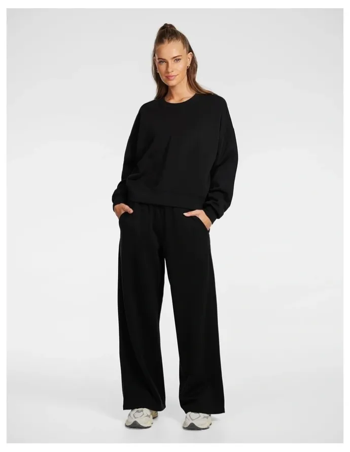 Rockwear Travel Hip Length Crew Sweater in Black